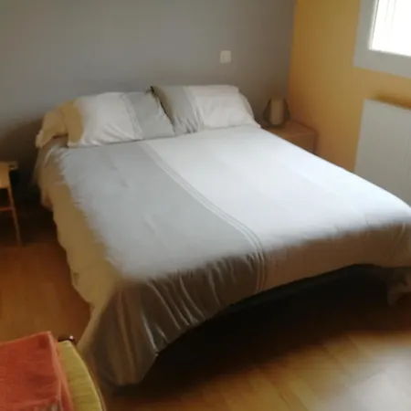 D'hotes Chez Nanou La Puyfolaise - 1 Ou 2 Kwatera prywatna *