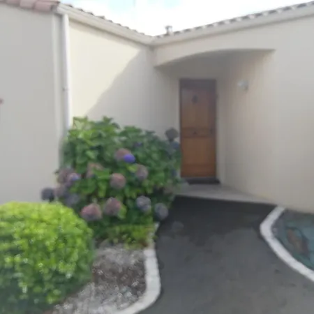 D'hotes Chez Nanou La Puyfolaise - 1 Ou 2 Saint-Laurent-sur-Sèvre